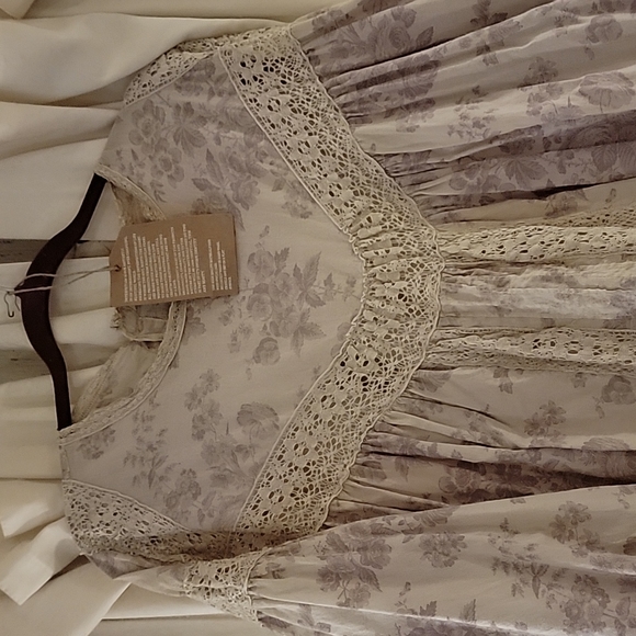 Magnolia Pearl Iruka dress - Picture 5 of 8